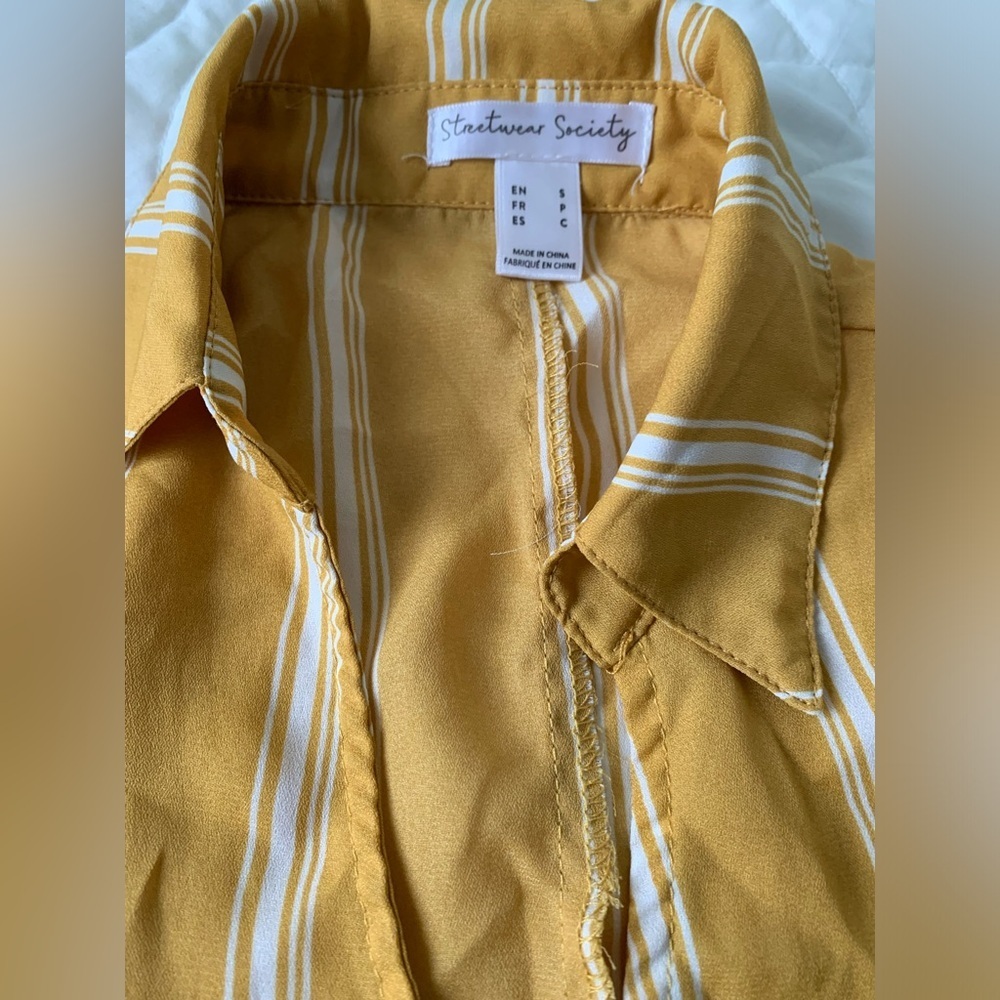 #30 Streetwear Society wrap blouse with collar.  Size S - Picture 4 of 5